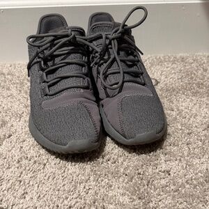 Grey Knit Athletic Sneakers - Lightweight Comfort